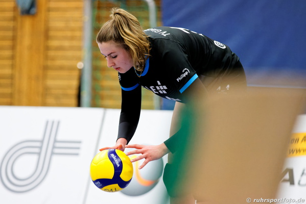 TVGvsMTV25-037