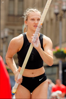 Nikola Pöschlova 7229