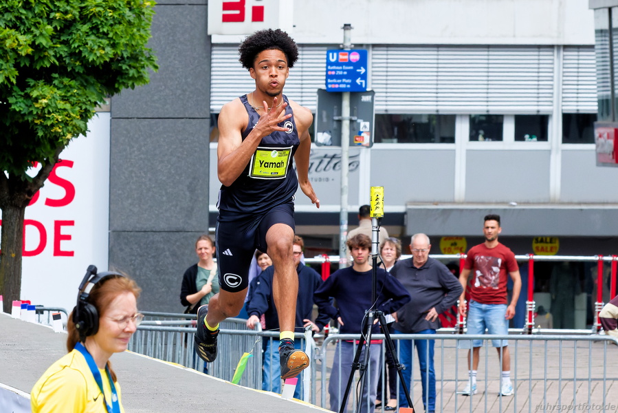 Joel Yamah 1590k.JPG