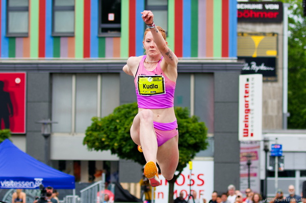 Sarah-Michelle Kudla 5169k