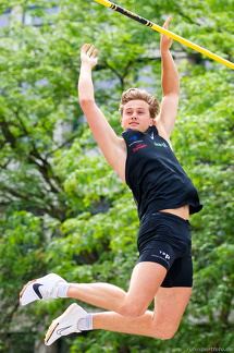 Alexander Auer 5986k